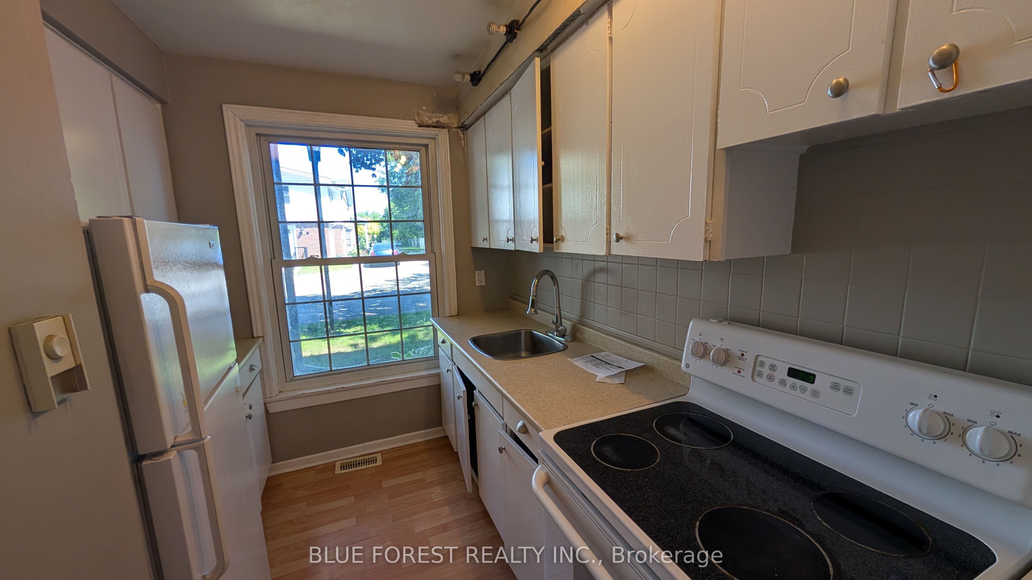 36 Arbour Glen Crescent