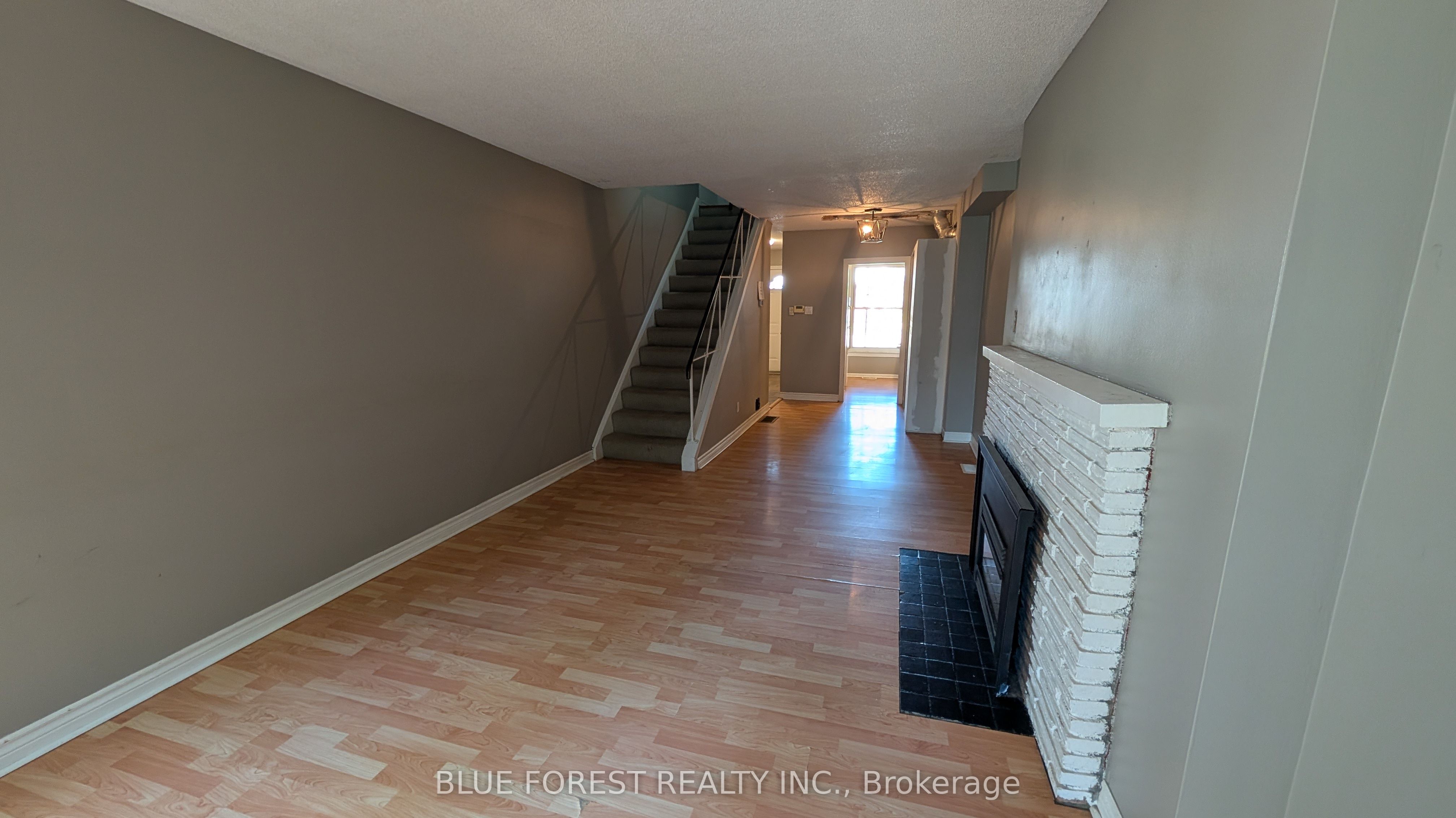 36 Arbour Glen Crescent