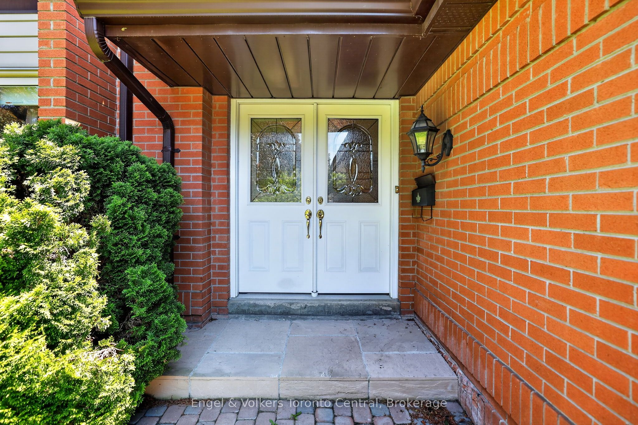 32 Milford Crescent