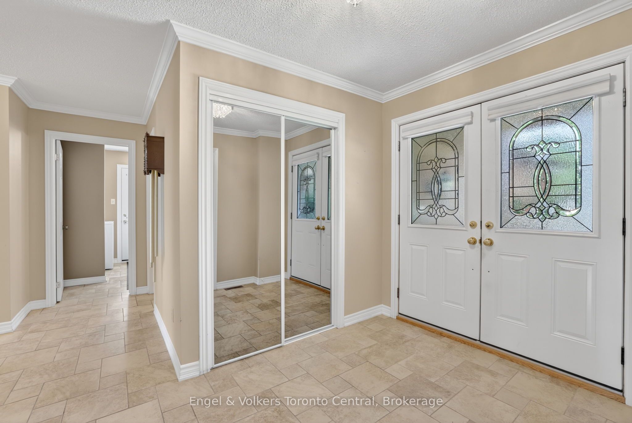 32 Milford Crescent
