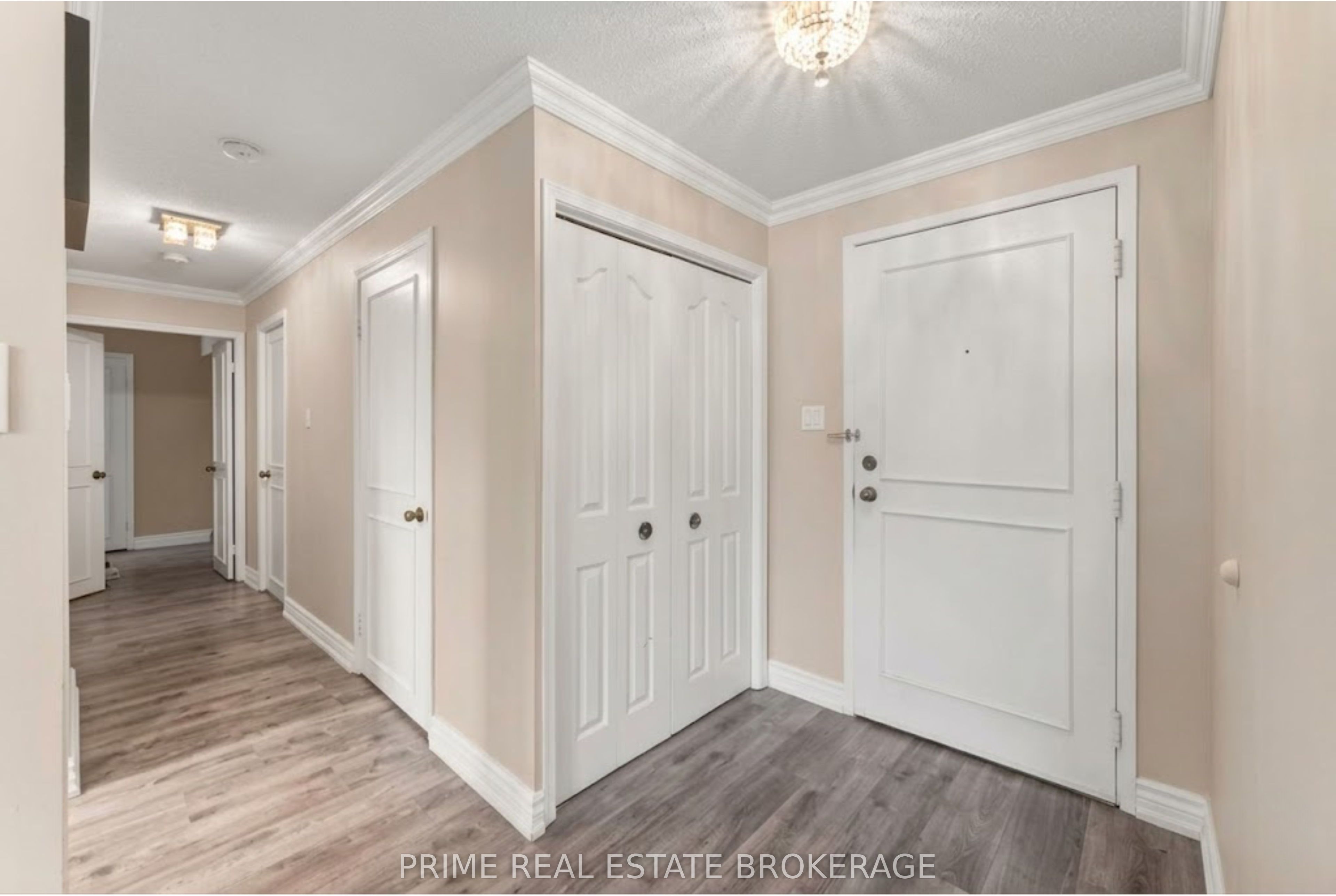 693 Windermere Road N 204
