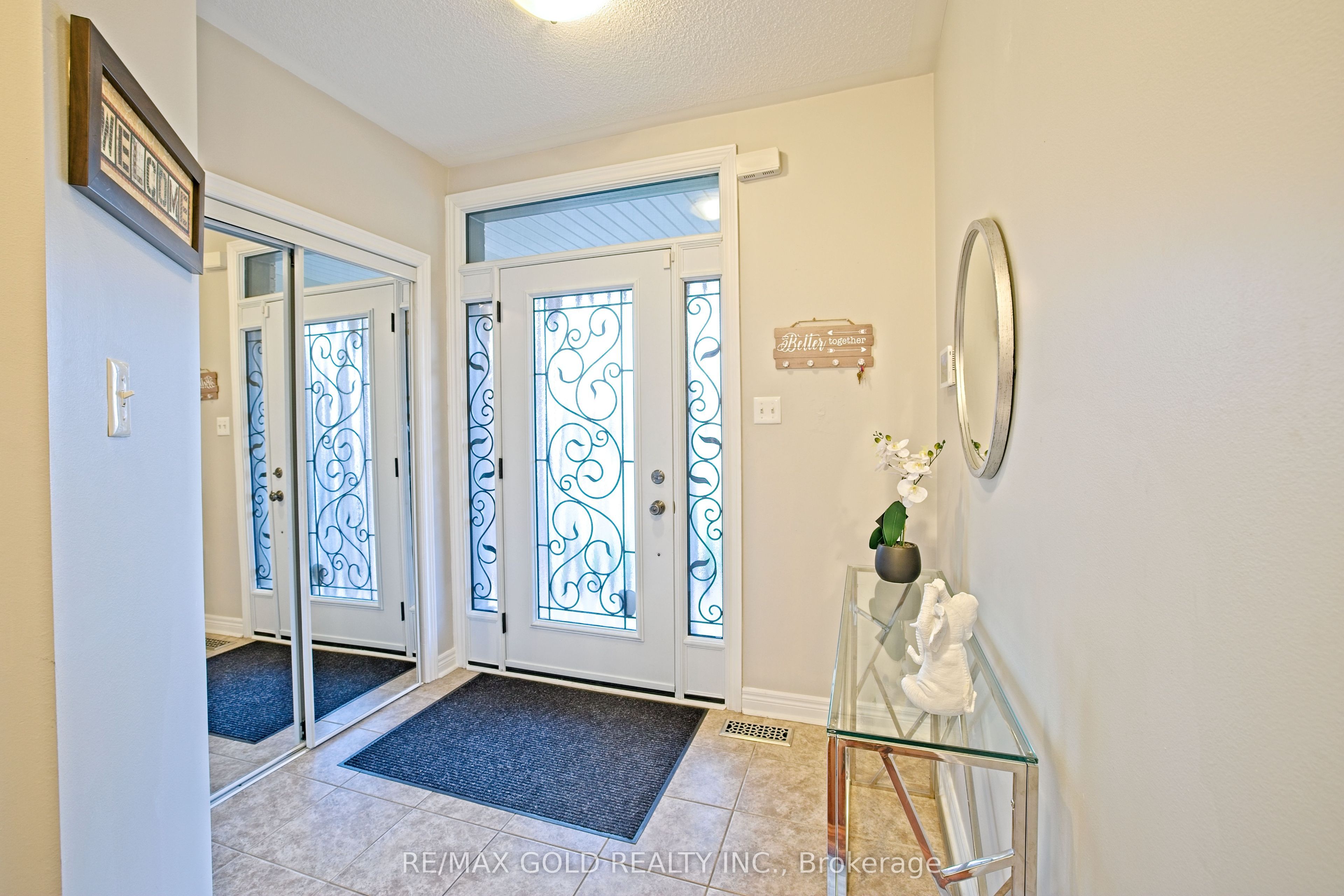20 Treegrove Crescent