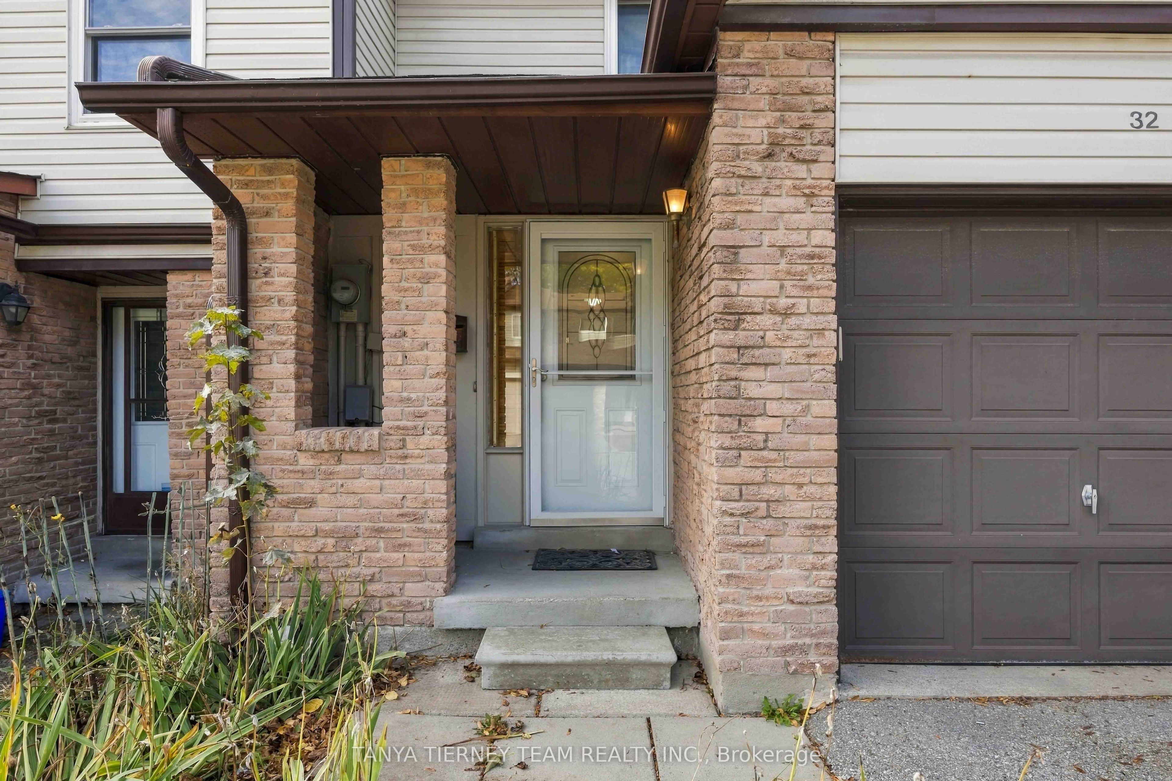 1330 Trowbridge Drive 32