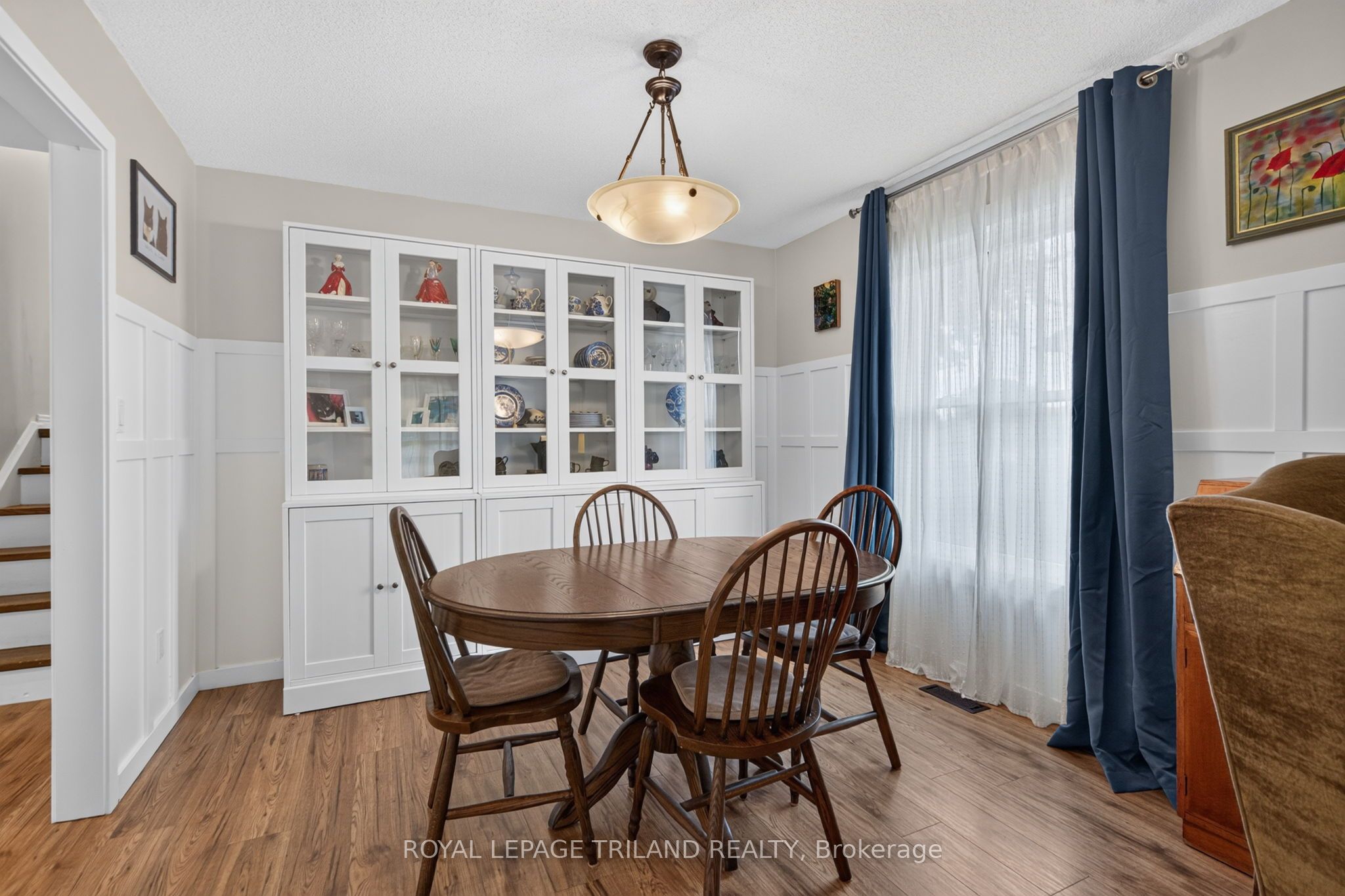 56 Parkview Crescent