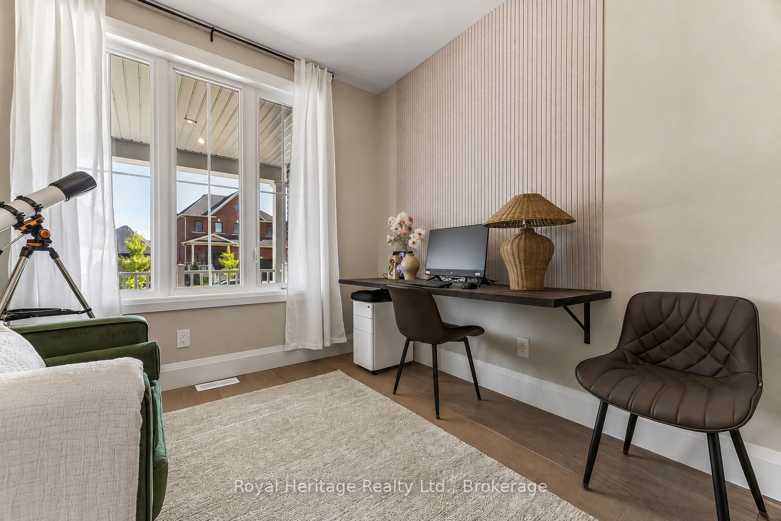 55 Harry Lee Crescent