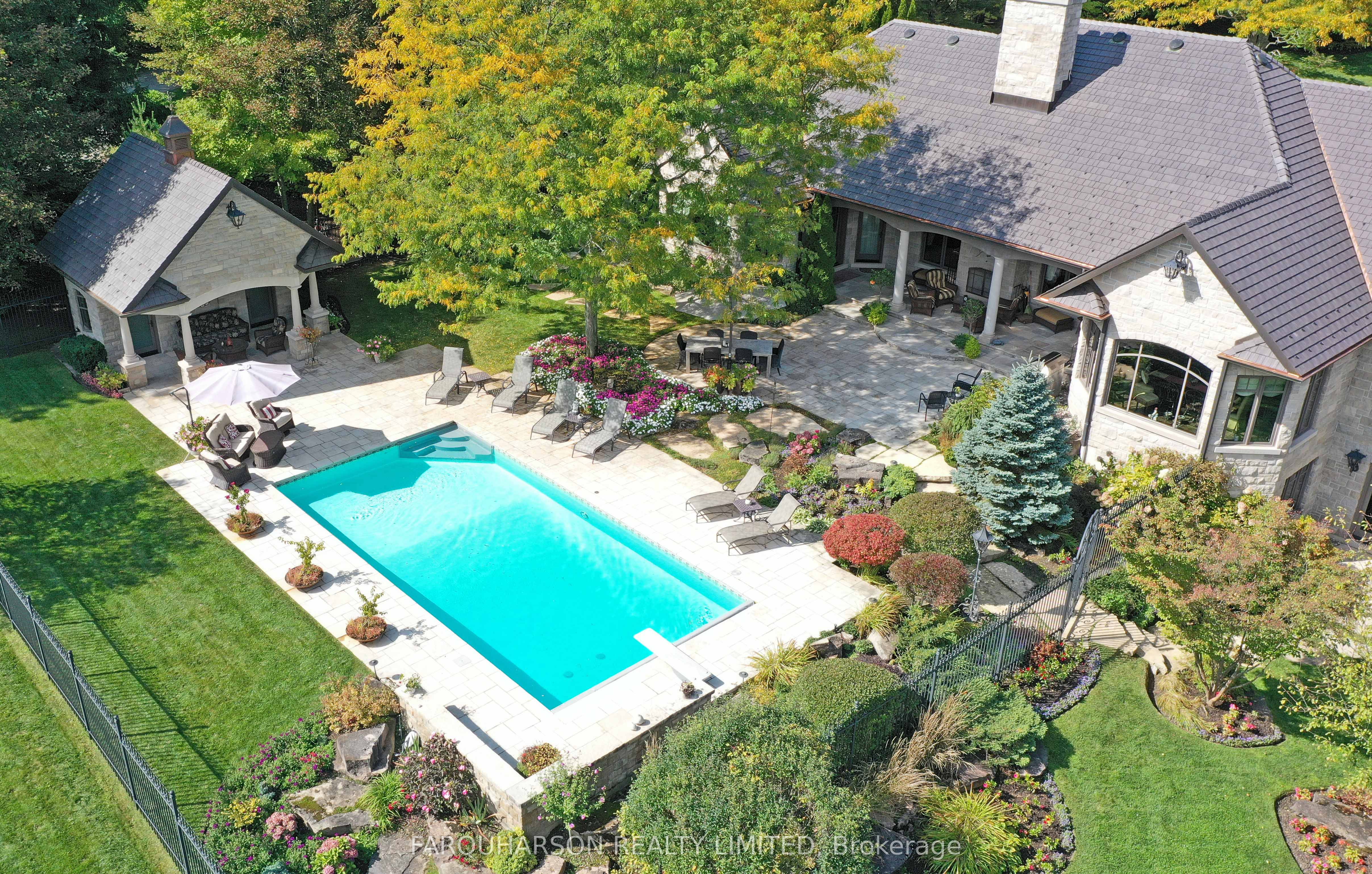 7300 Concession 2 Road