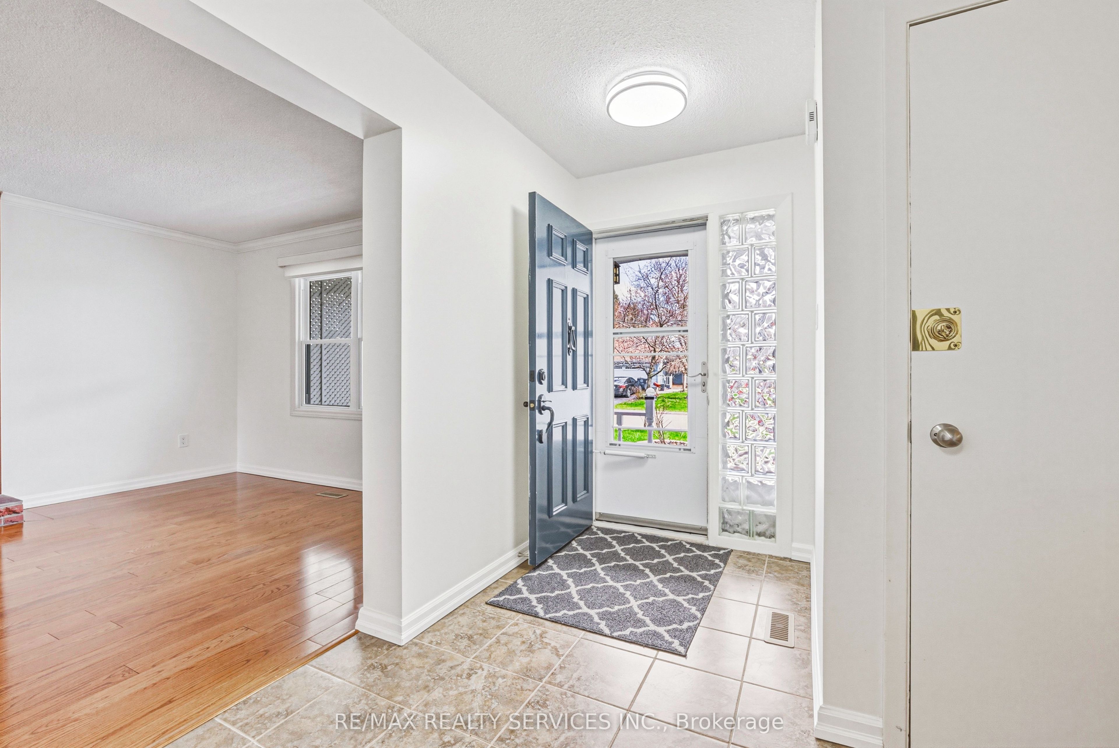 4 Mount Forest Drive