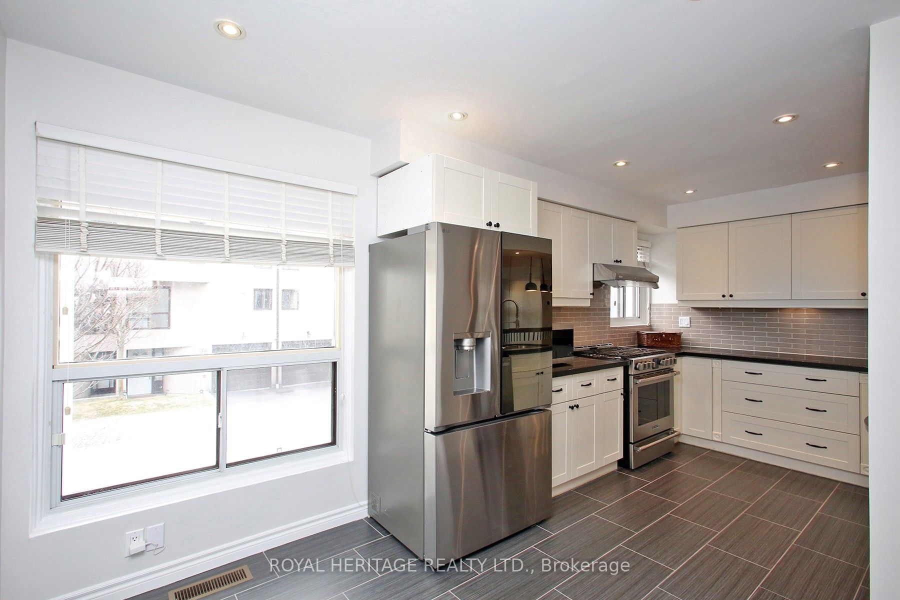 24 Reid Drive 6