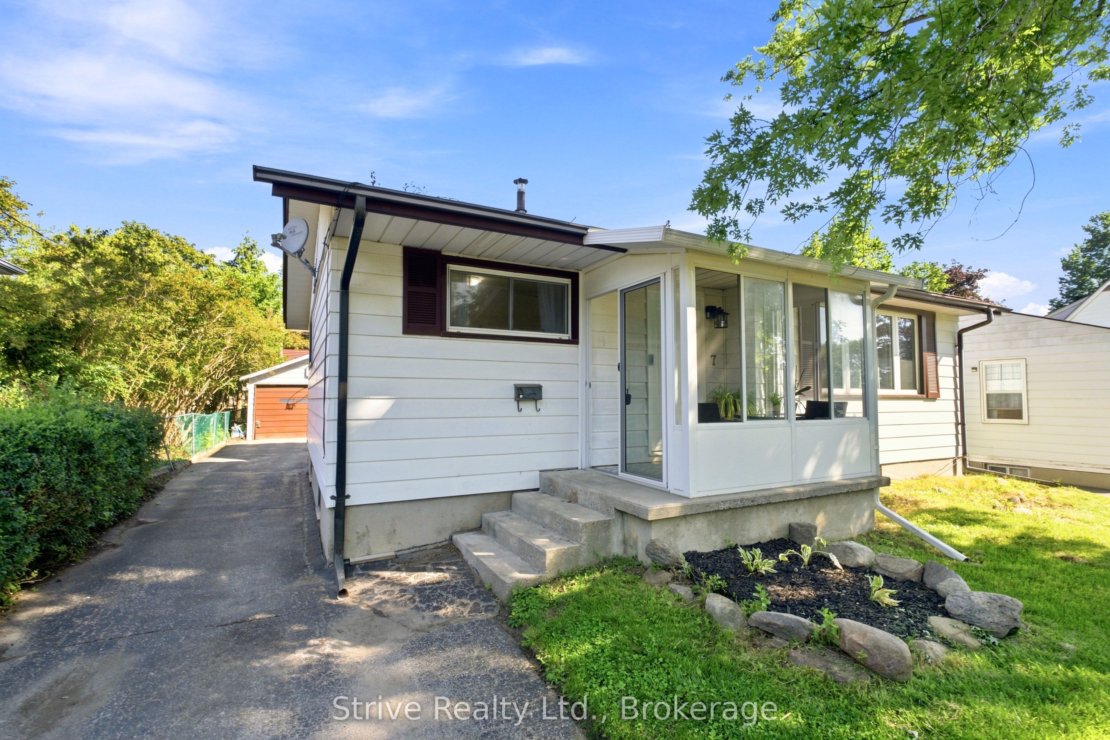 7 Admiral Road