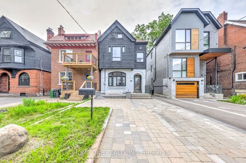 13 Simpson Avenue Toronto E01 ON M4K 1A1