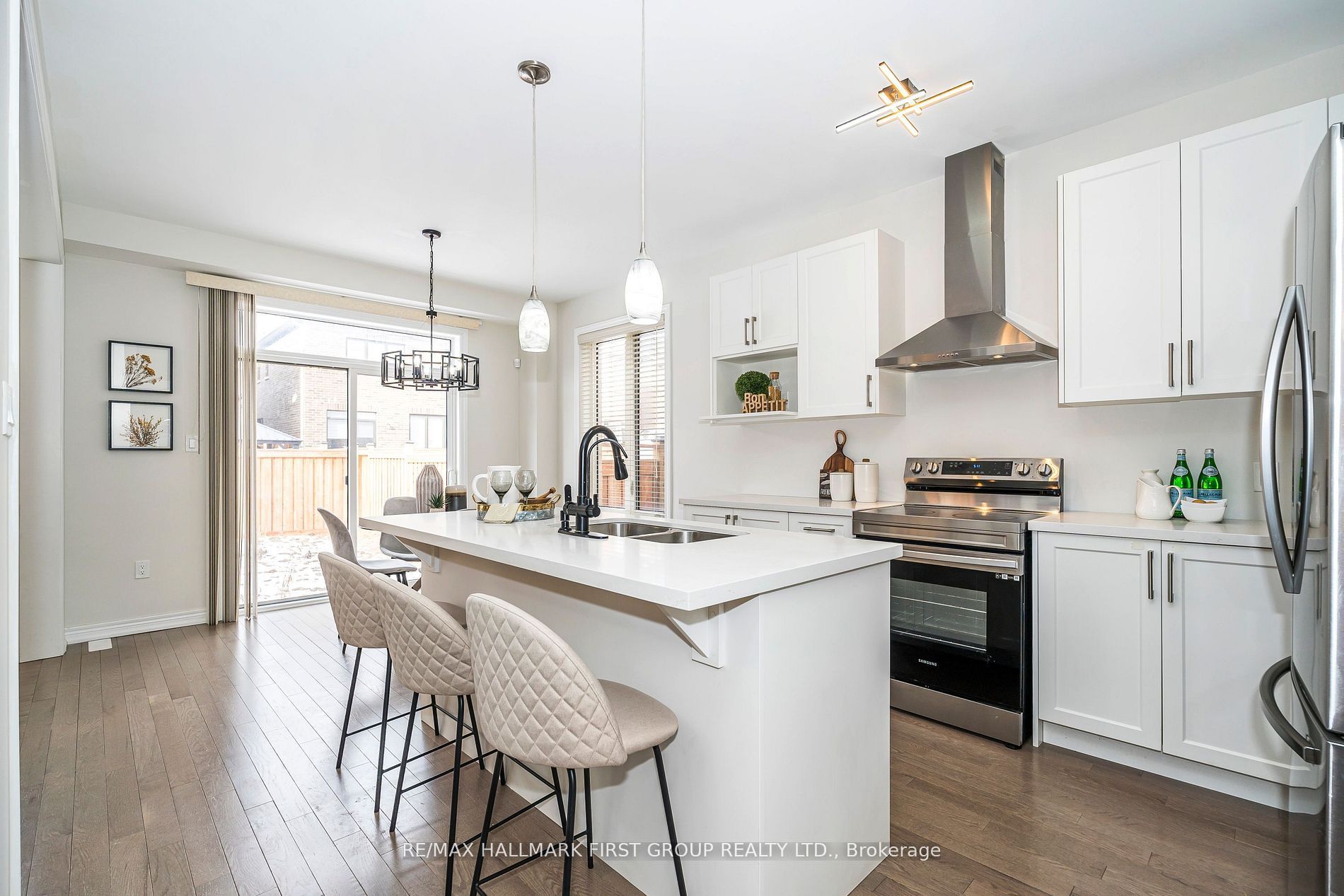 49 Walter Clifford Nesbitt Drive
