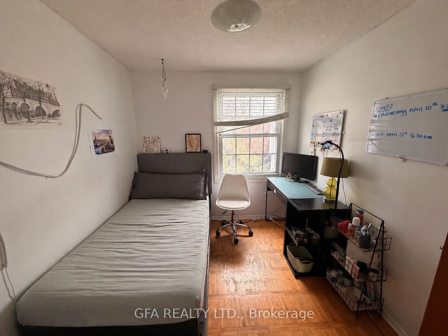 383 EDINBURGH Road S 38