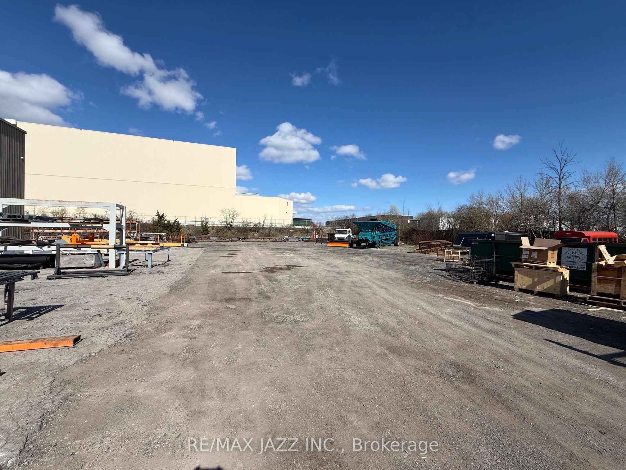 171 Fuller Road