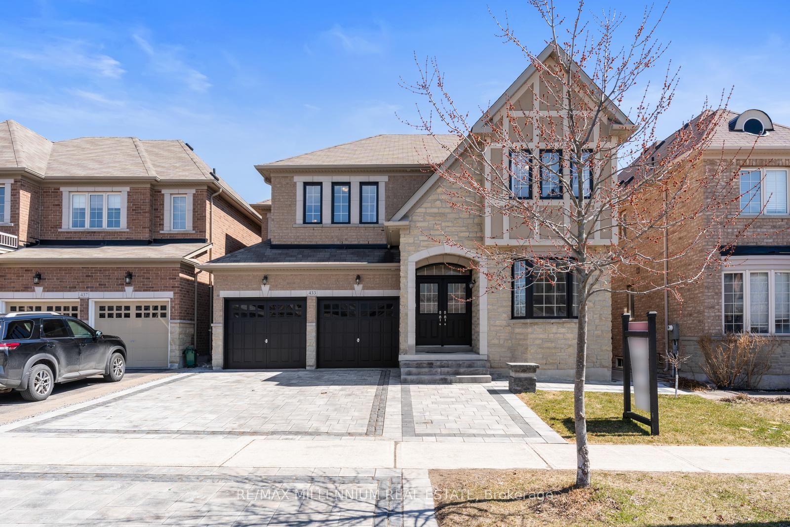 433 Mavrinac Boulevard