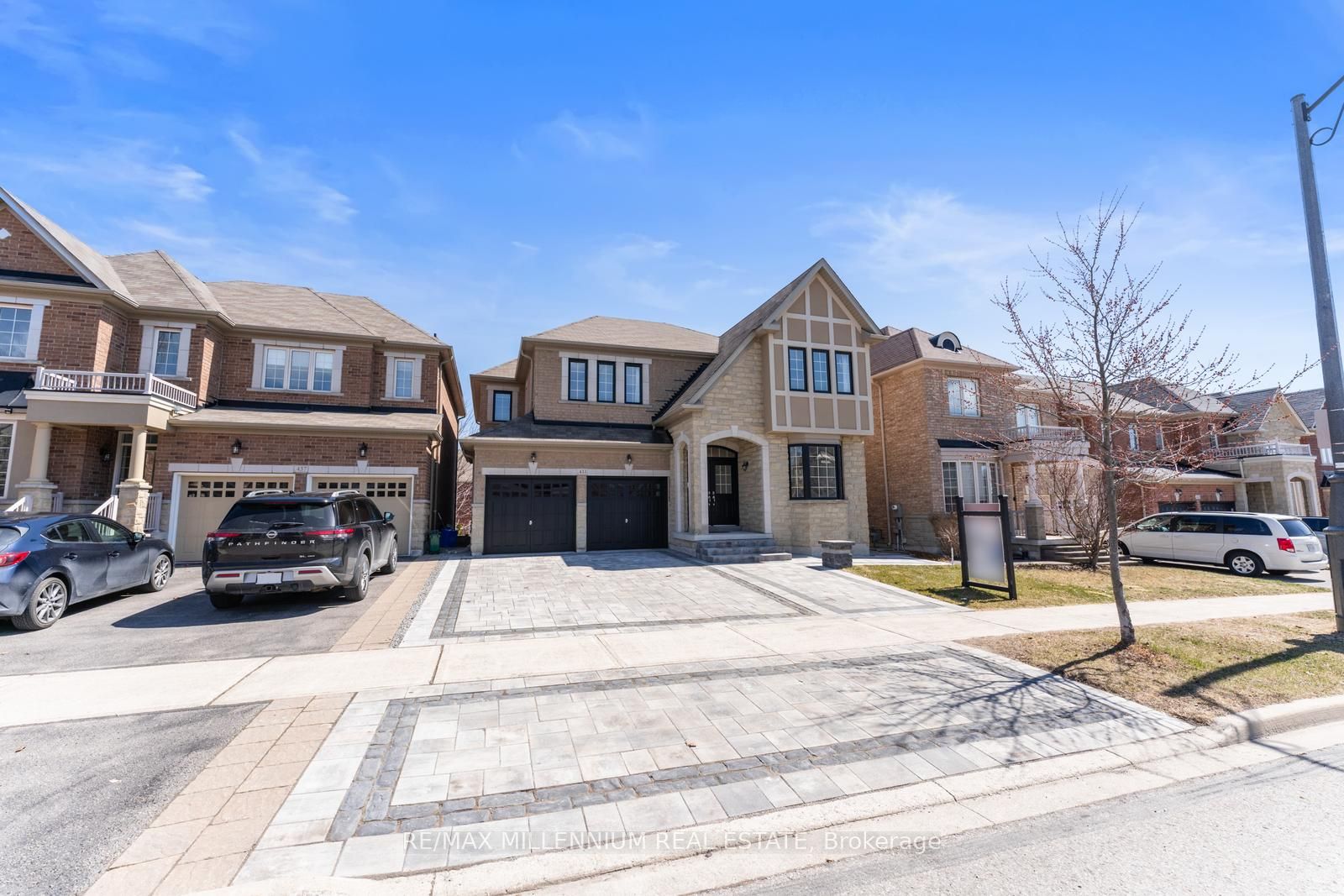 433 Mavrinac Boulevard