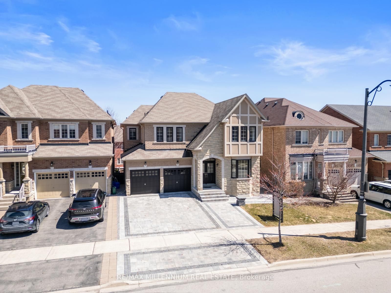 433 Mavrinac Boulevard