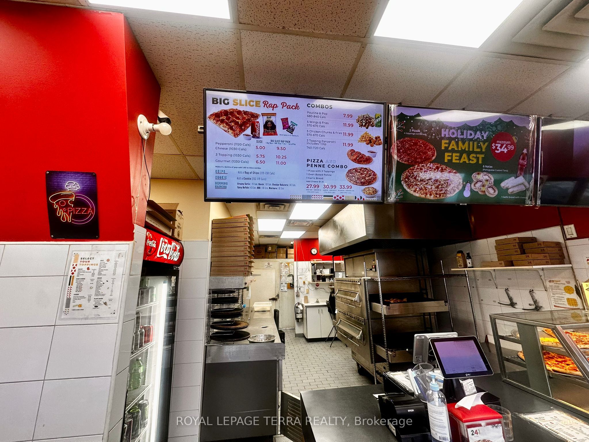 465 Bayly Street W (241 Pizza)
