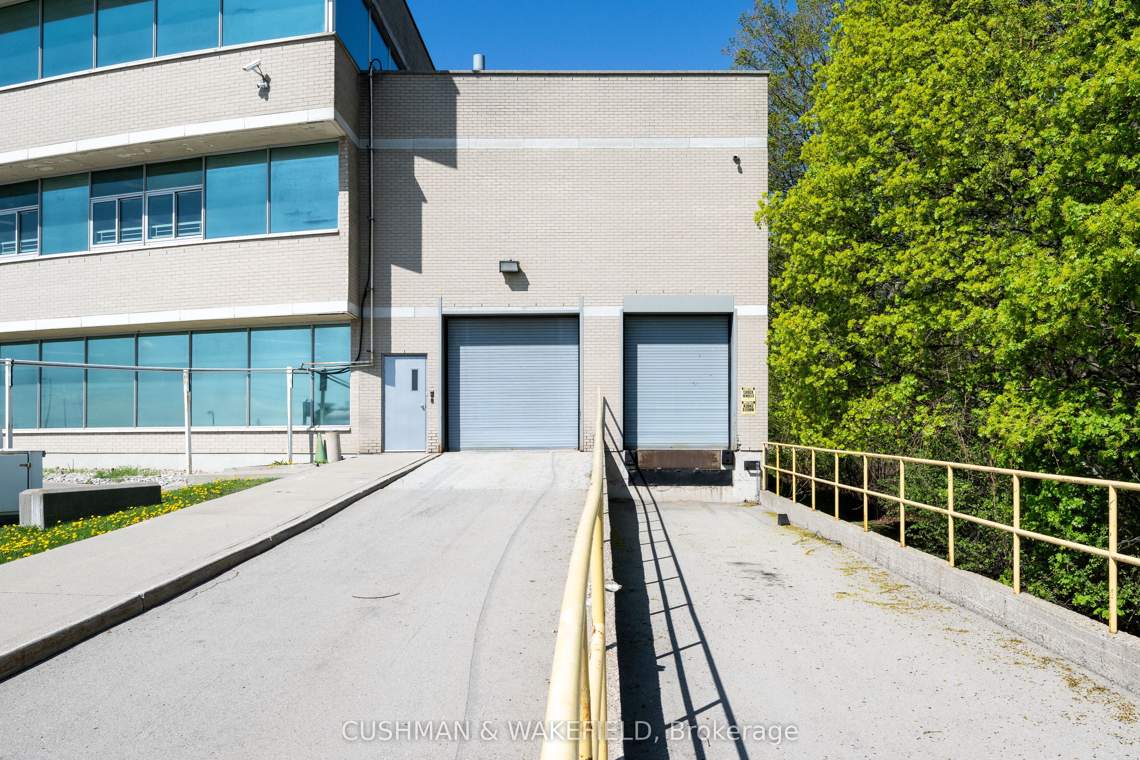 649 North Service Road