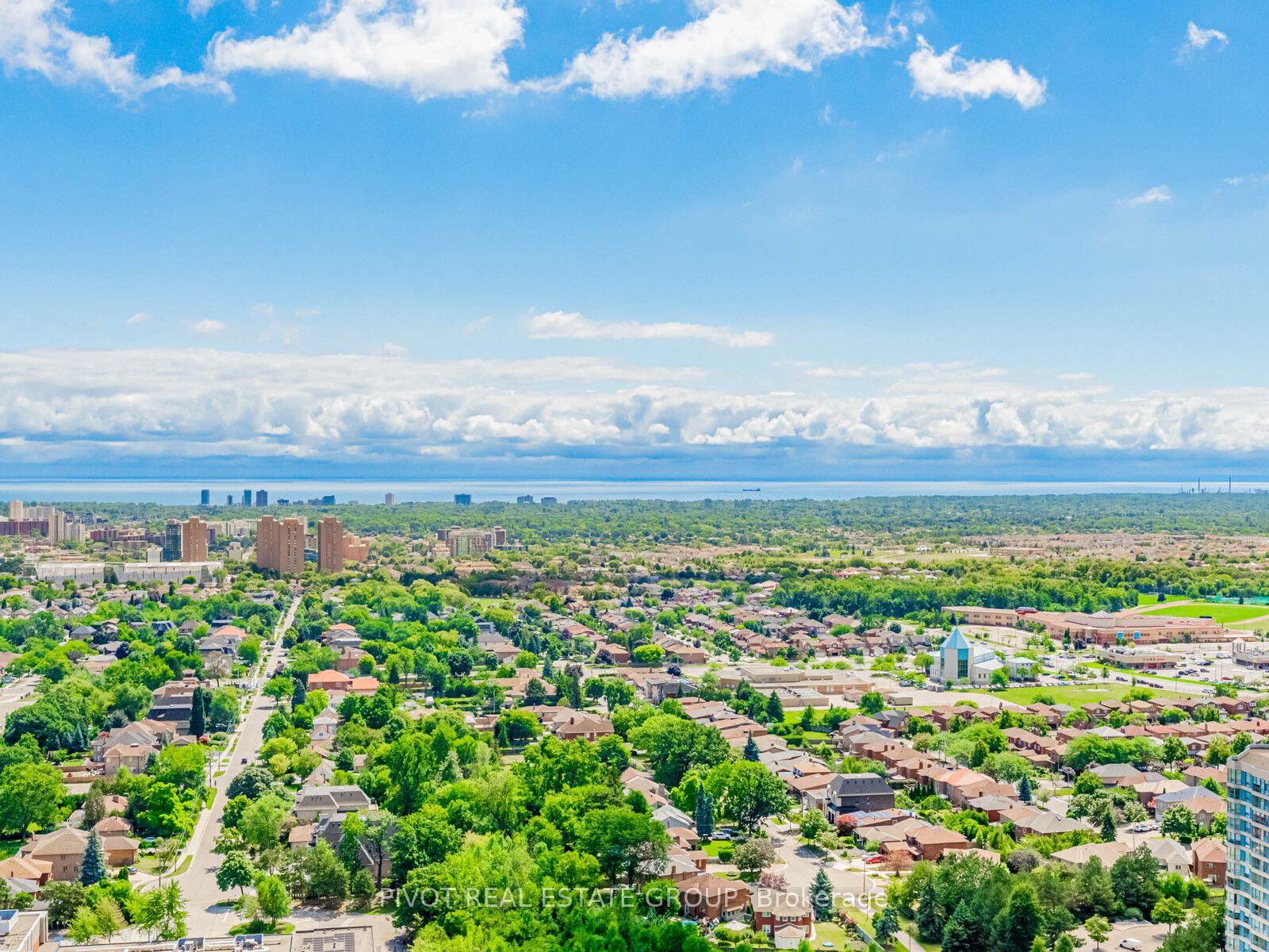 135 City Centre Drive UPH01