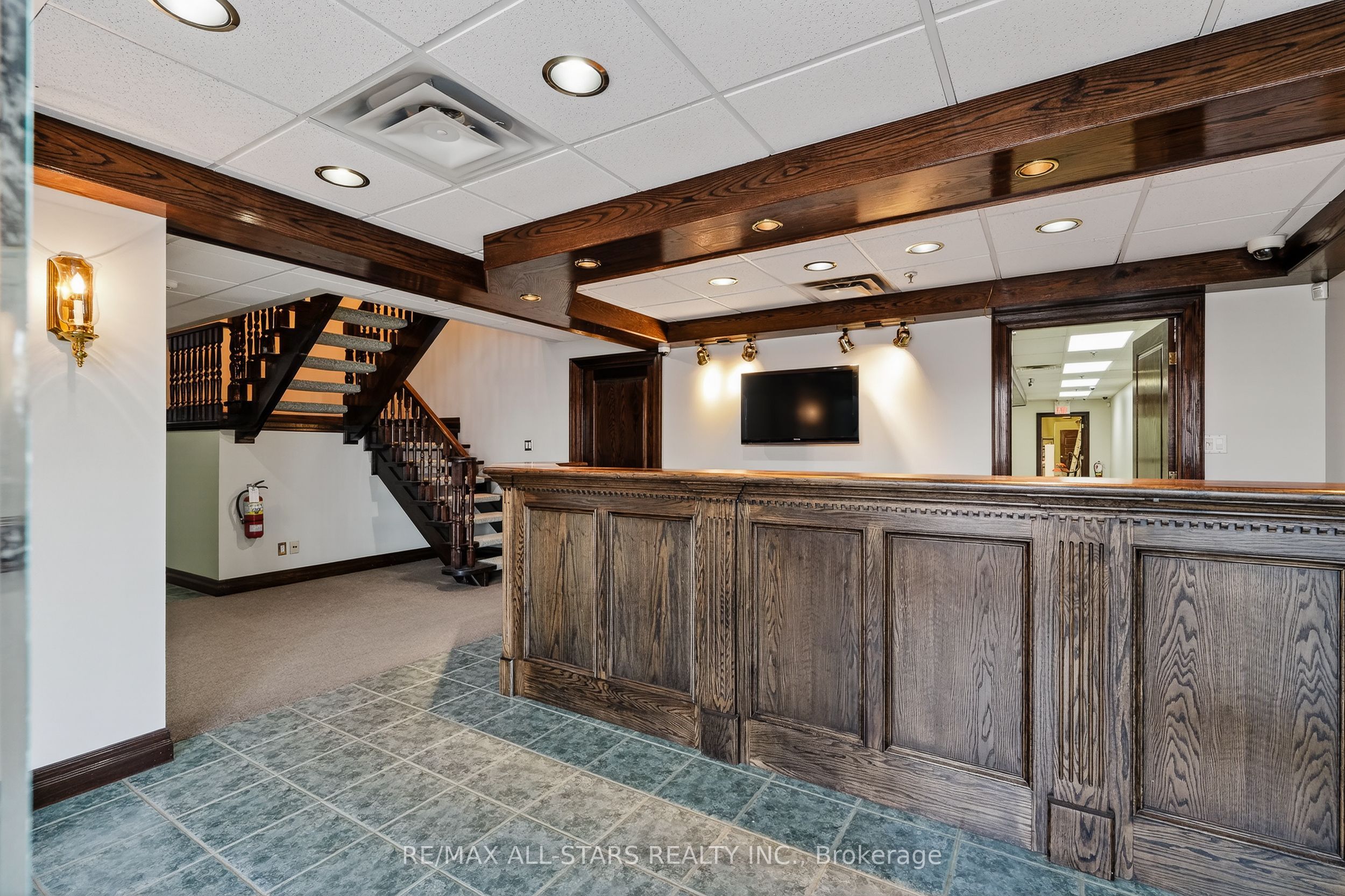 1131 Gorham Street 6-7