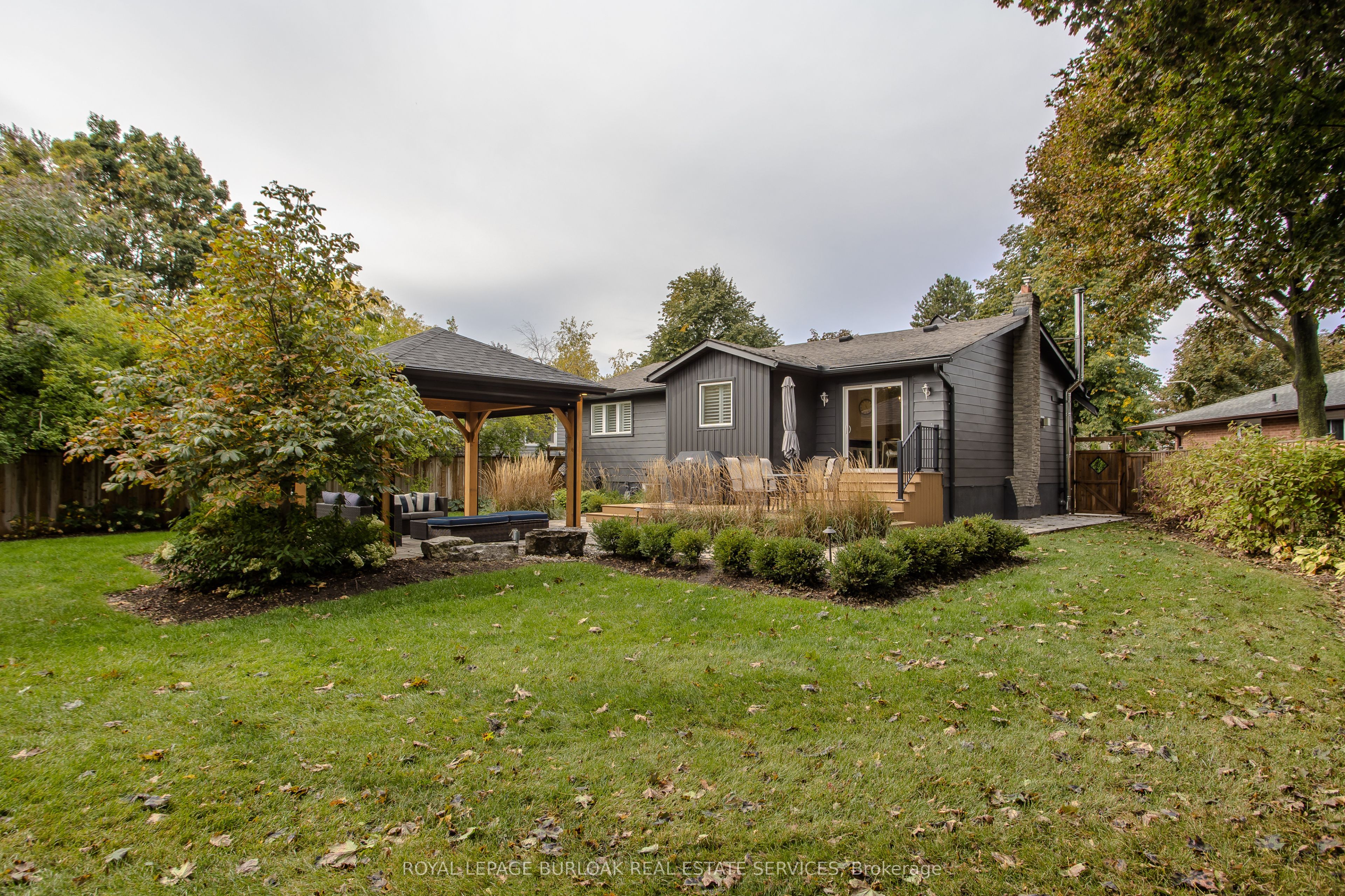 2193 Lancaster Crescent