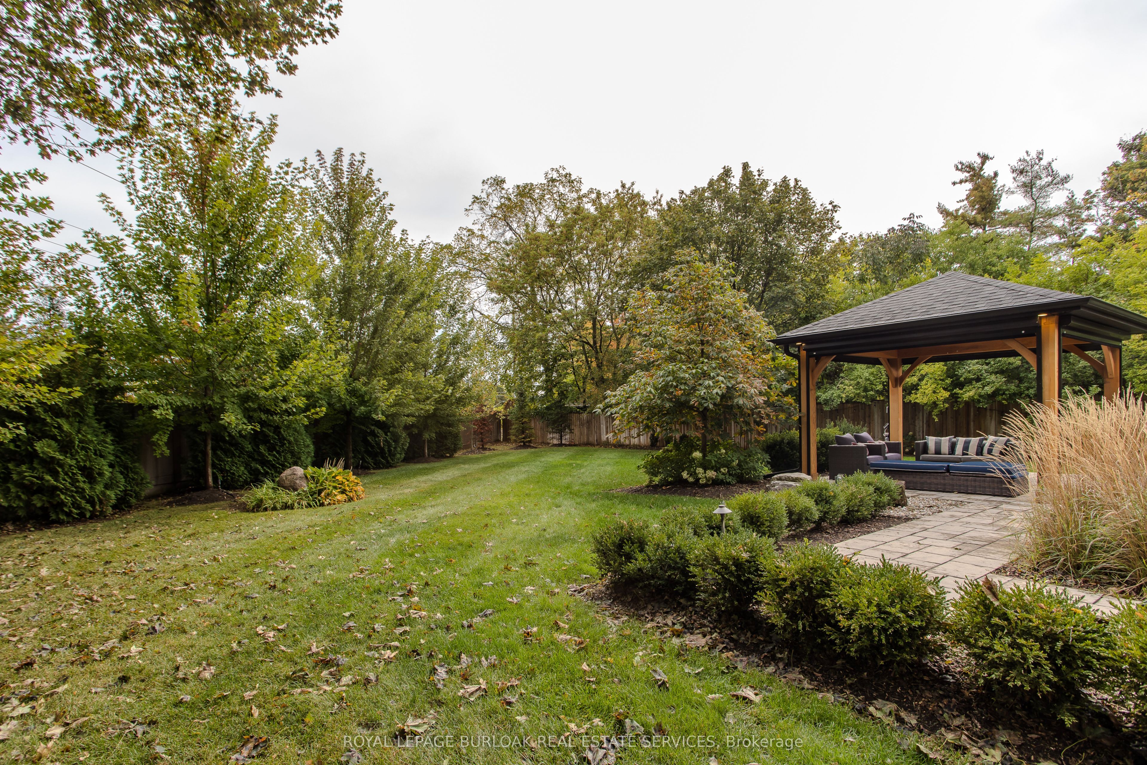 2193 Lancaster Crescent