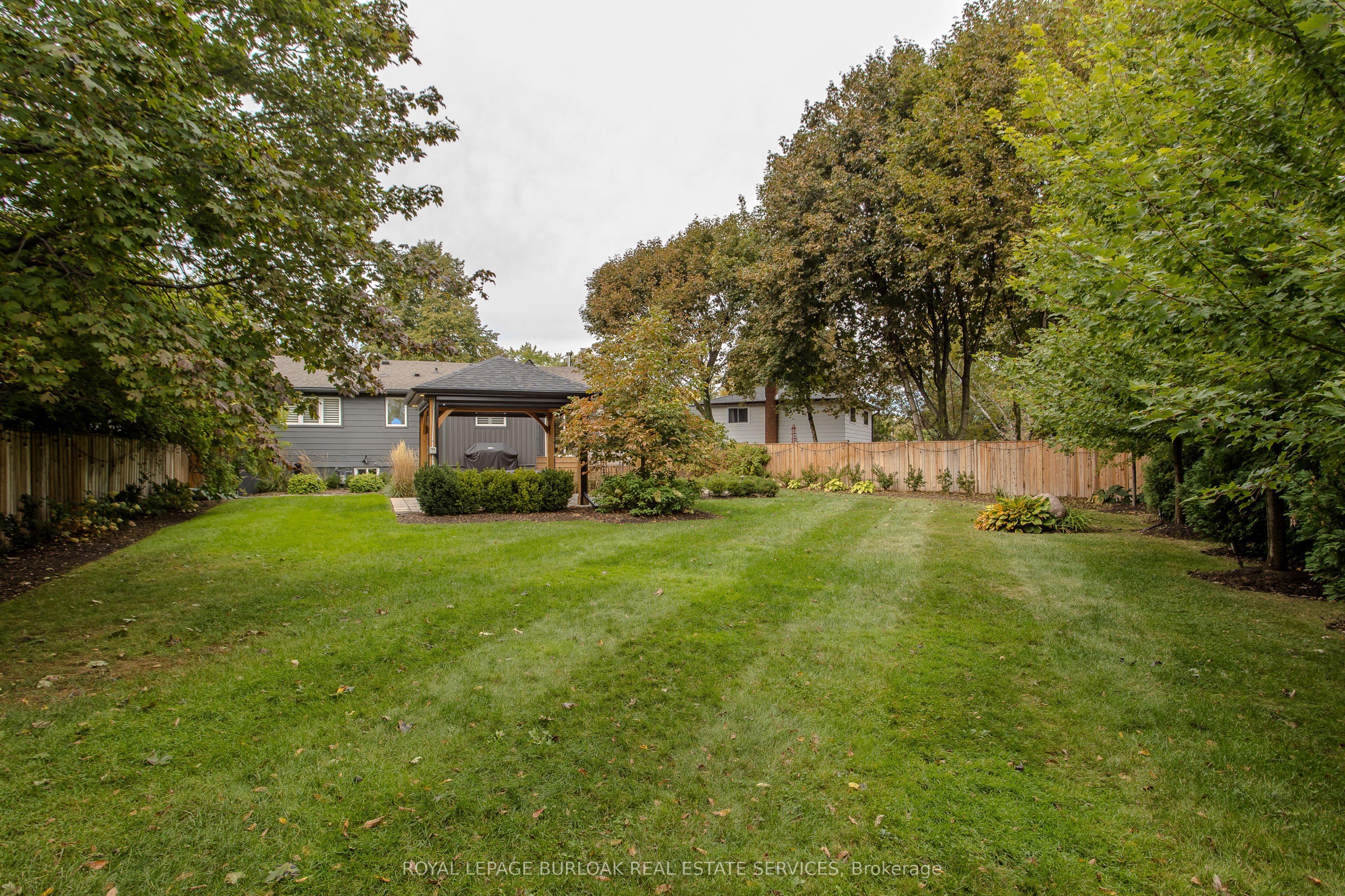 2193 Lancaster Crescent