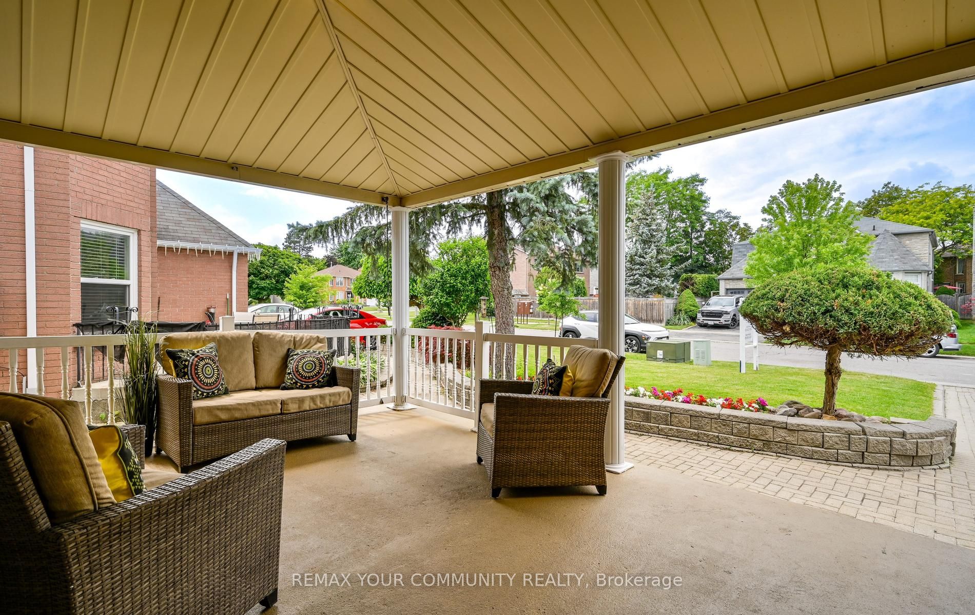 1554 Saugeen Drive