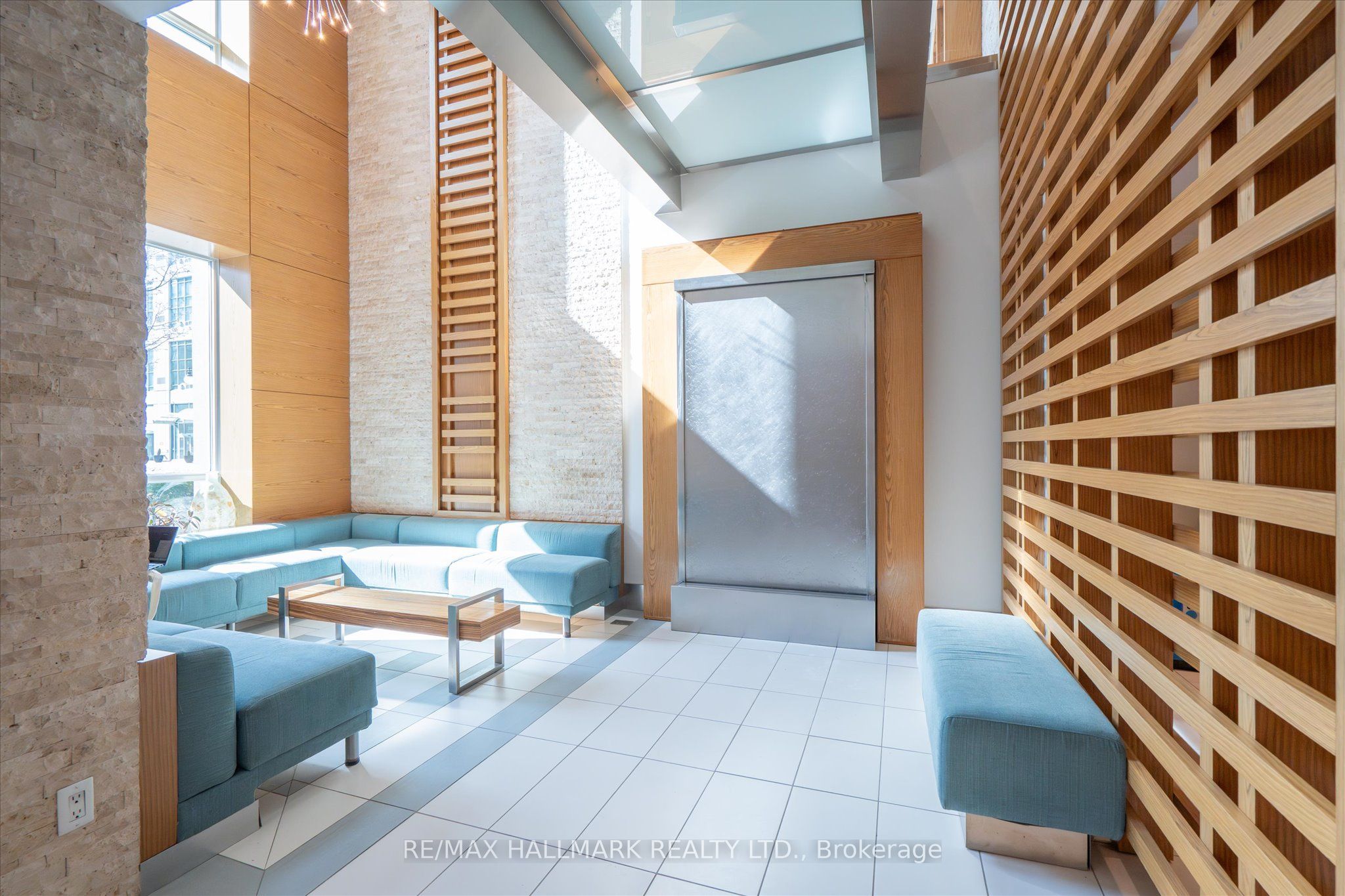 165 Legion Road N 2331