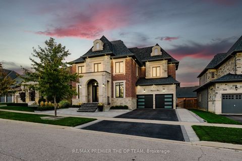 3 Westbrooke Boulevard King ON L7B 1N2