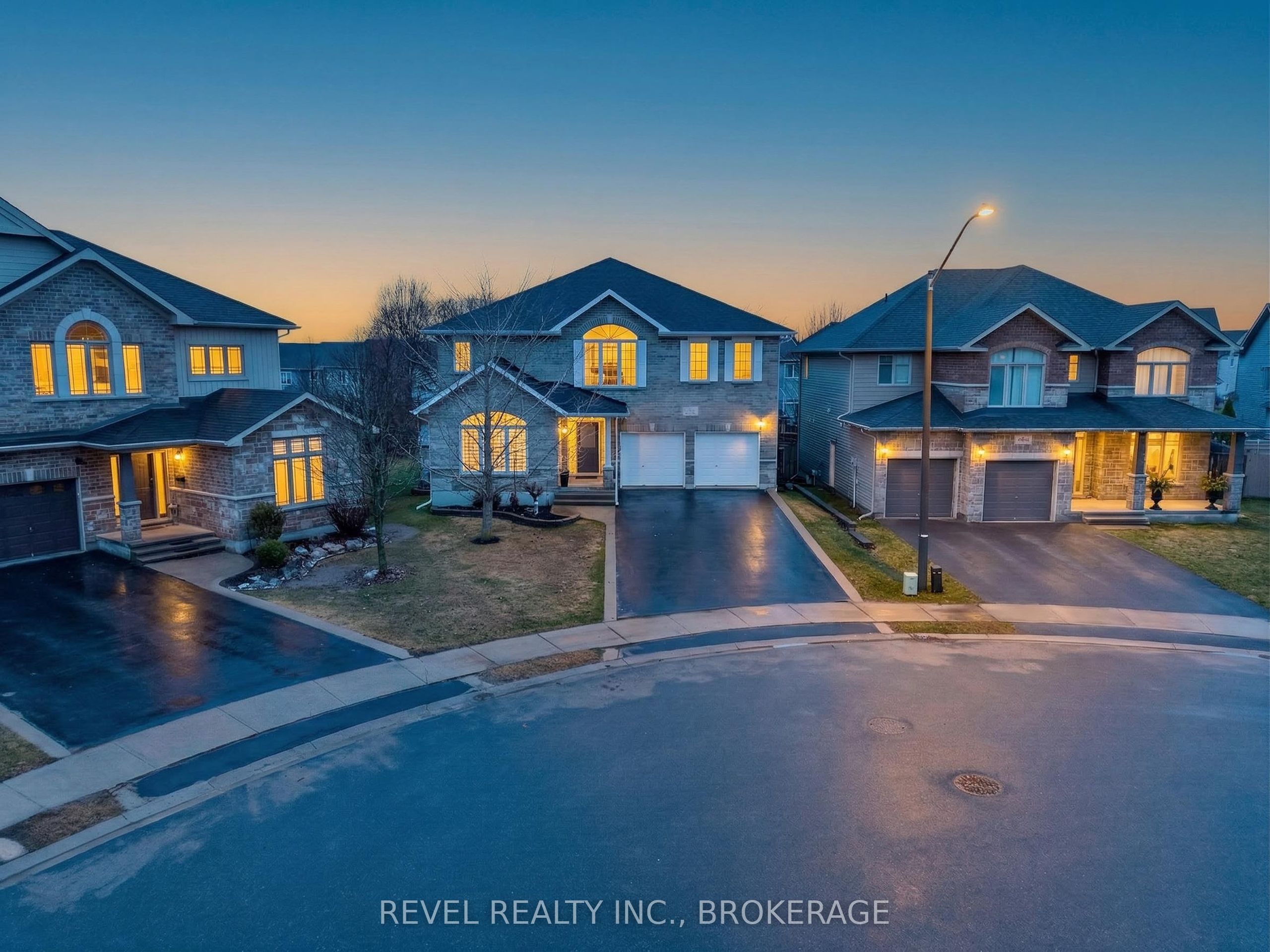 1557 Providence Crescent