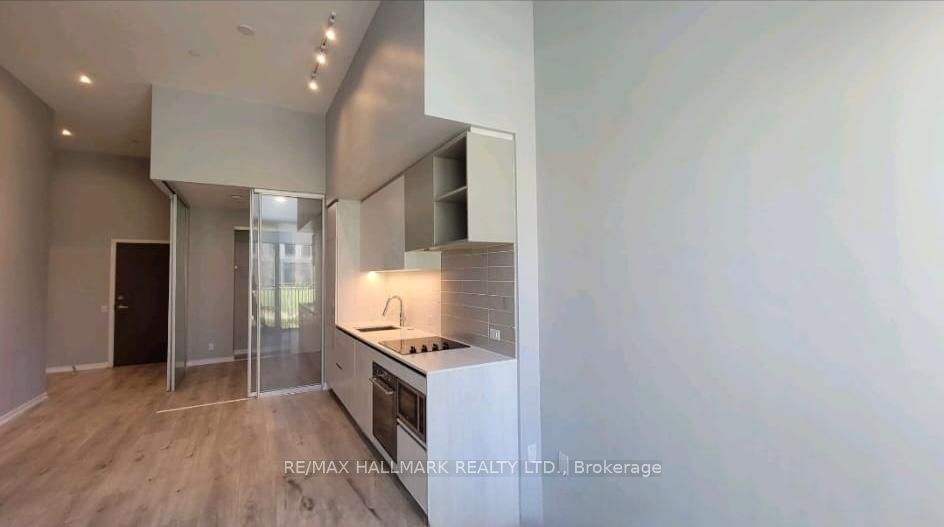 7890 Jane Street 101