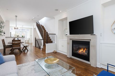 59 Lobo Mews Toronto W08 ON M8Z 0B2