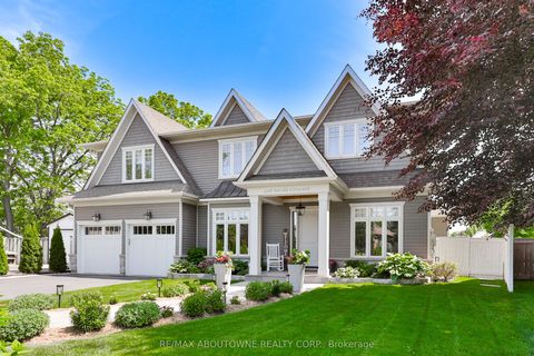 408 Saville Crescent Oakville ON L6L 3T8
