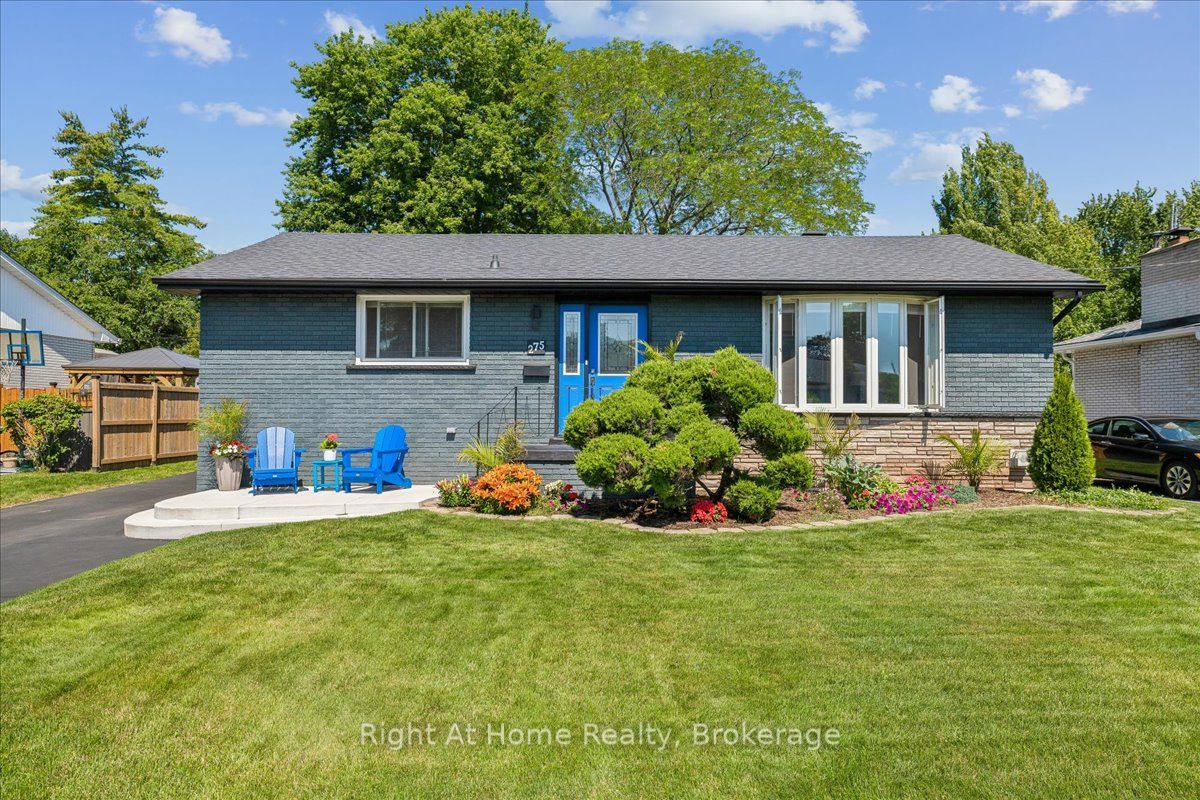 275 Kent Crescent