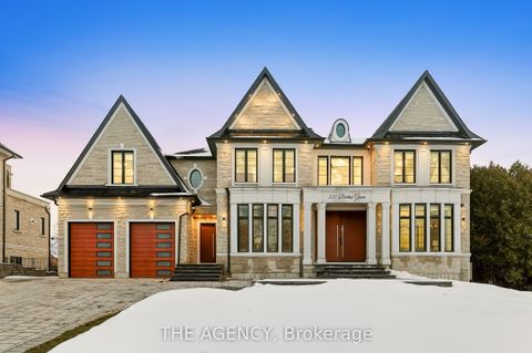 221 Burton Grove N/A King ON L7B 1C7