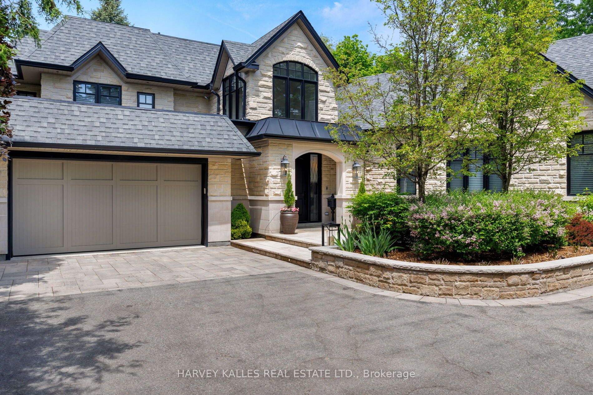 66 Thorncrest Road