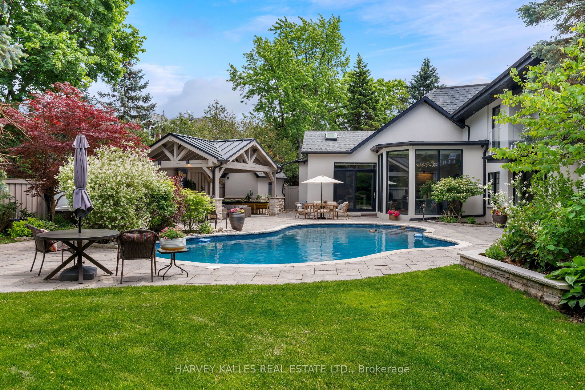 66 Thorncrest Road