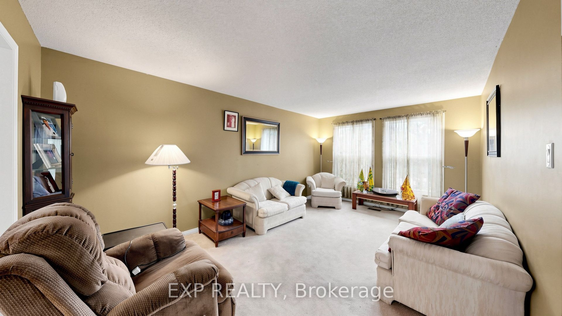 28 Hurlbut Place