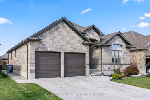 86 Forbes Crescent North Perth ON N4W 0B8