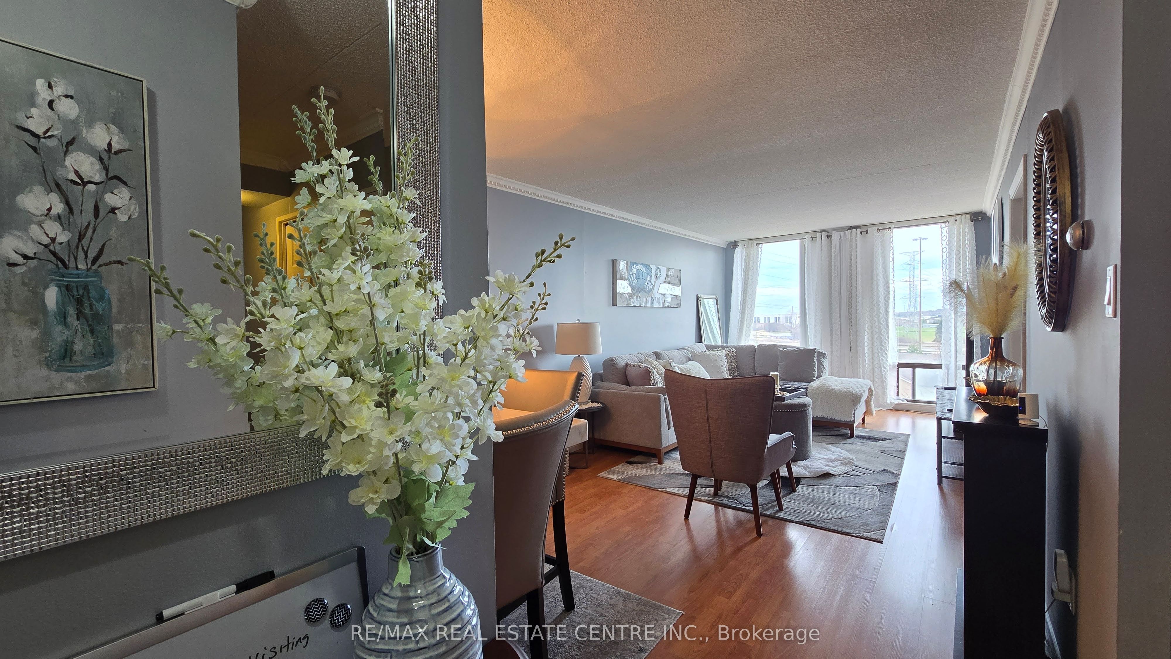 1540 Pickering Parkway 609