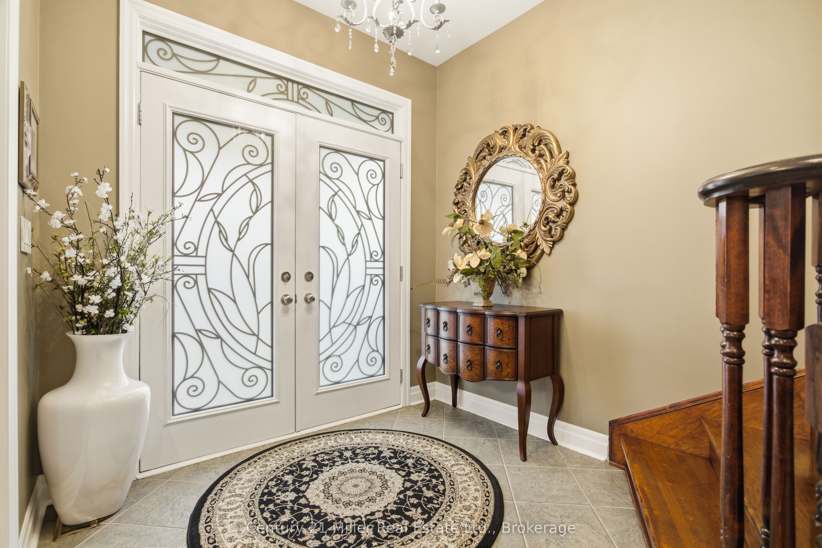 140 Dellgrove Circle