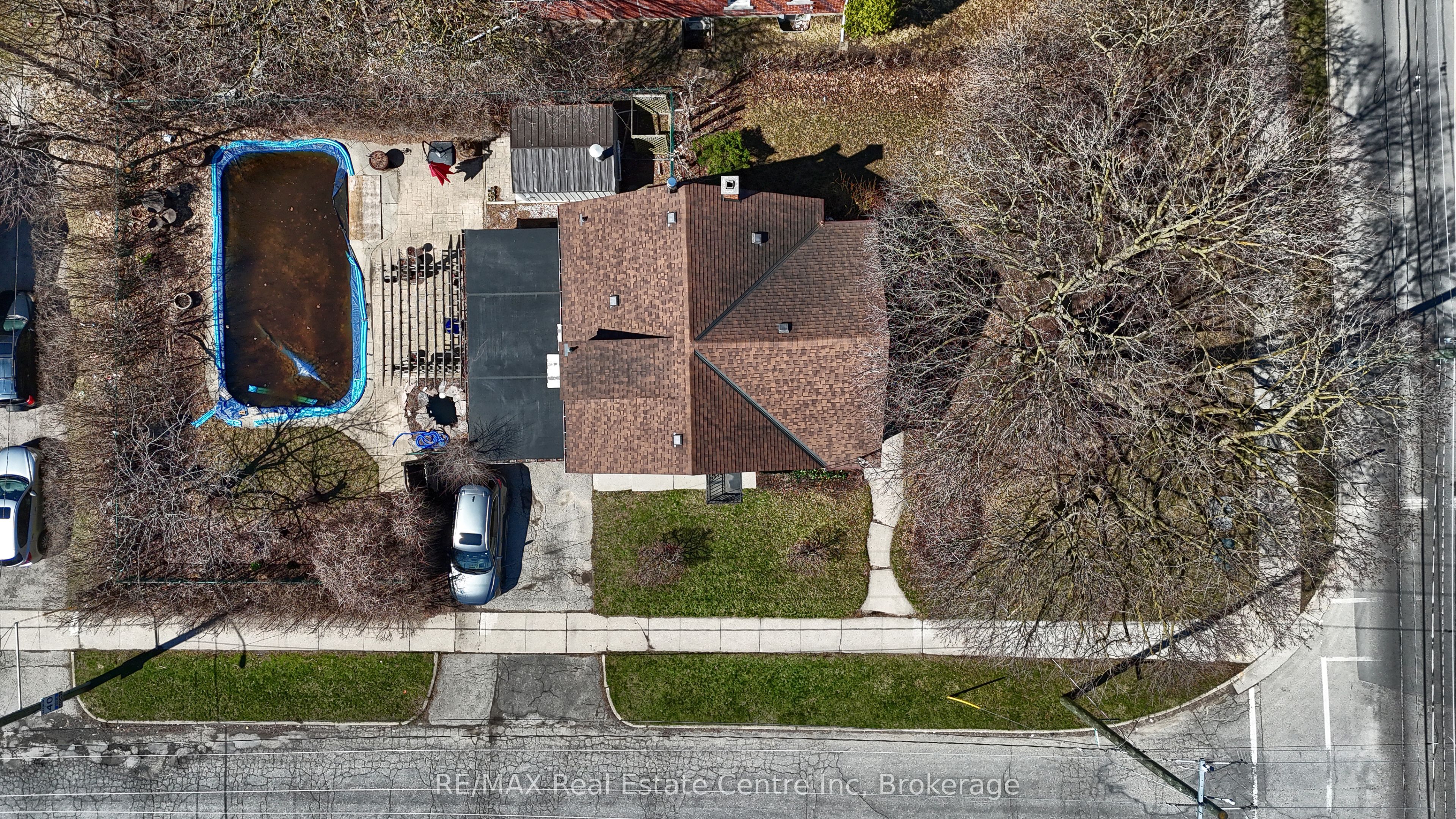 285 Albert Street W