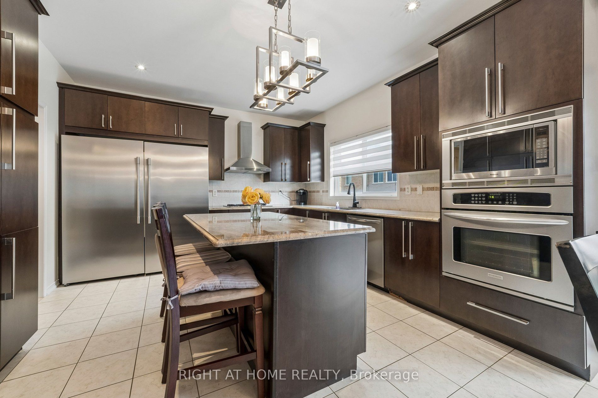 13 Weston Crescent