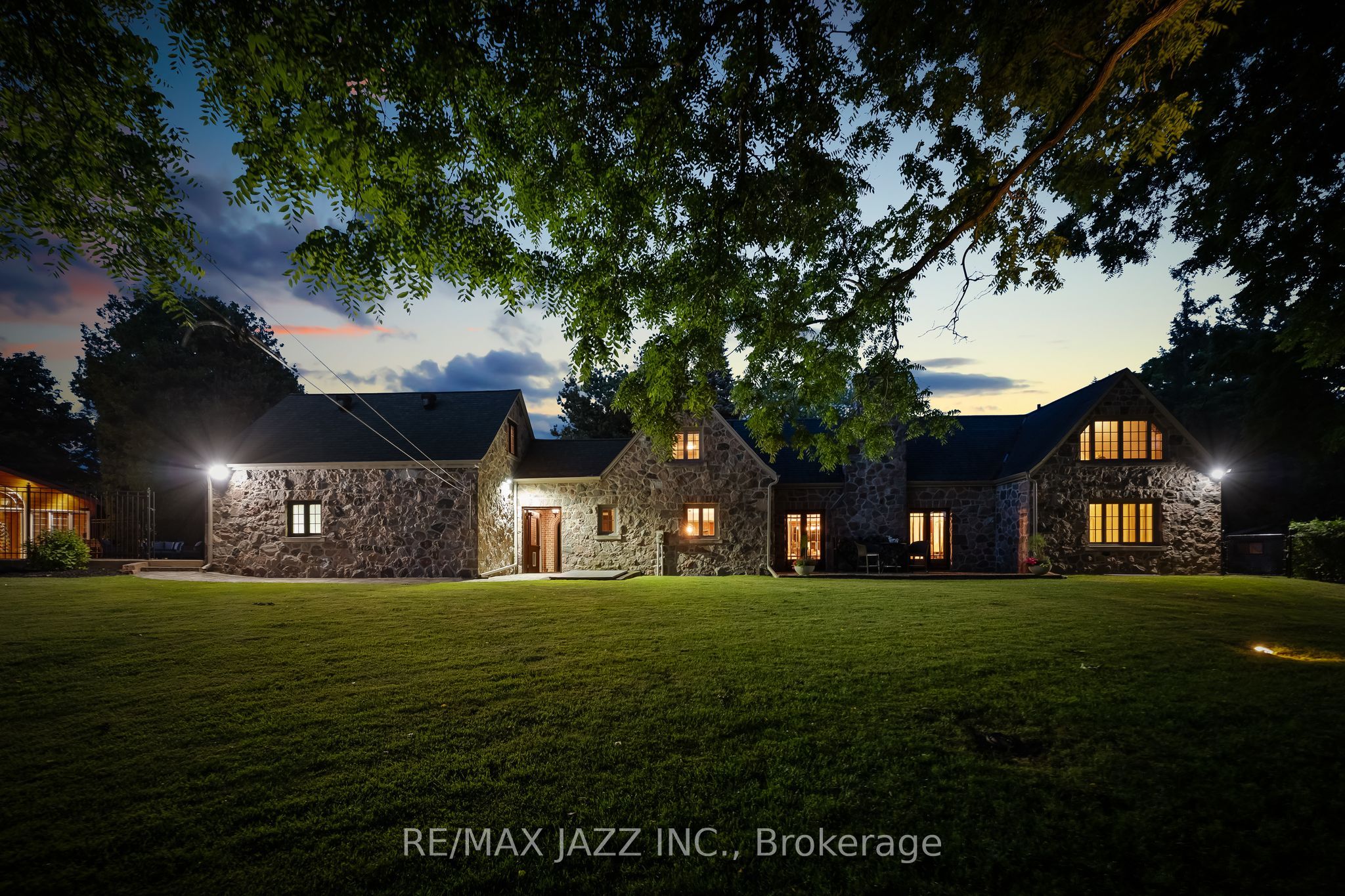 690 Bessborough Drive