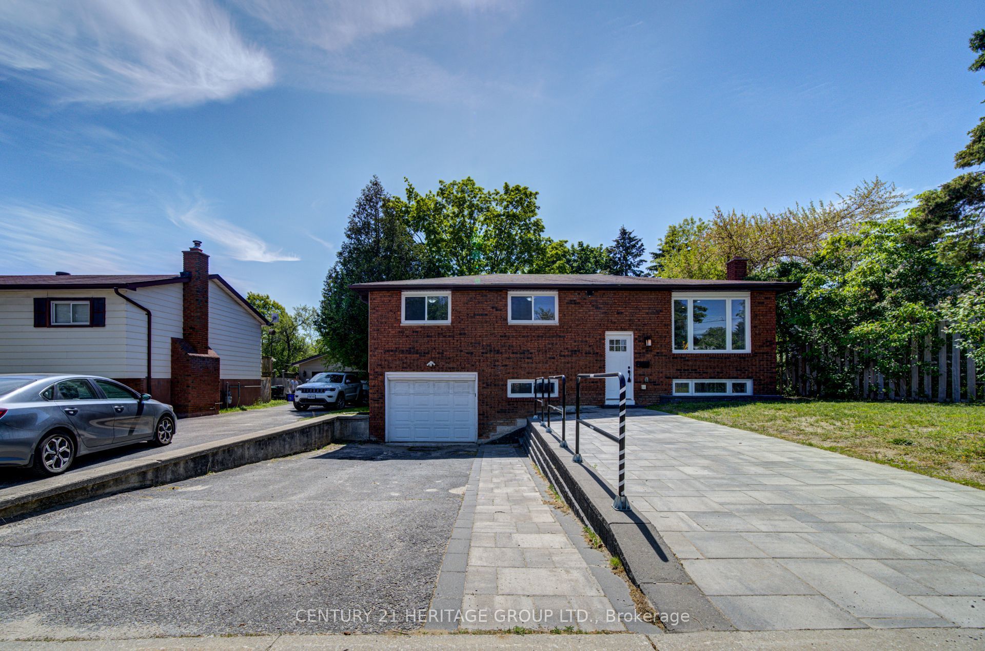 200 Ferndale Drive N