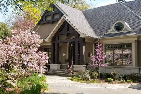 552 Bobolink Road Mississauga ON L5J 2P4