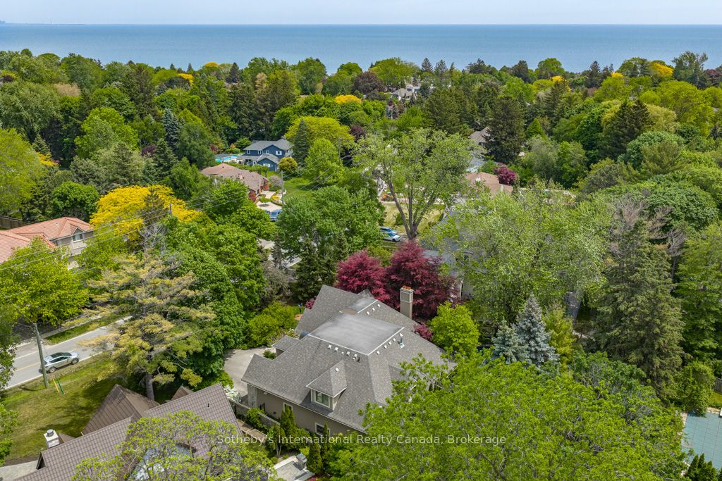 552 Bobolink Road