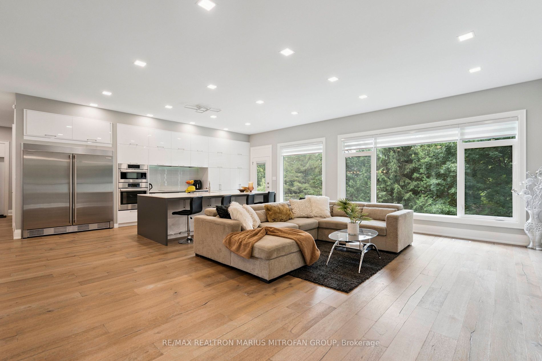 1 Gaywood Gardens