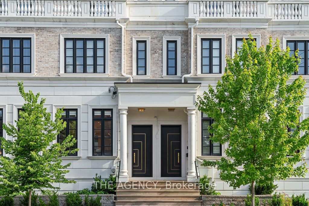 30 Hillhurst Boulevard